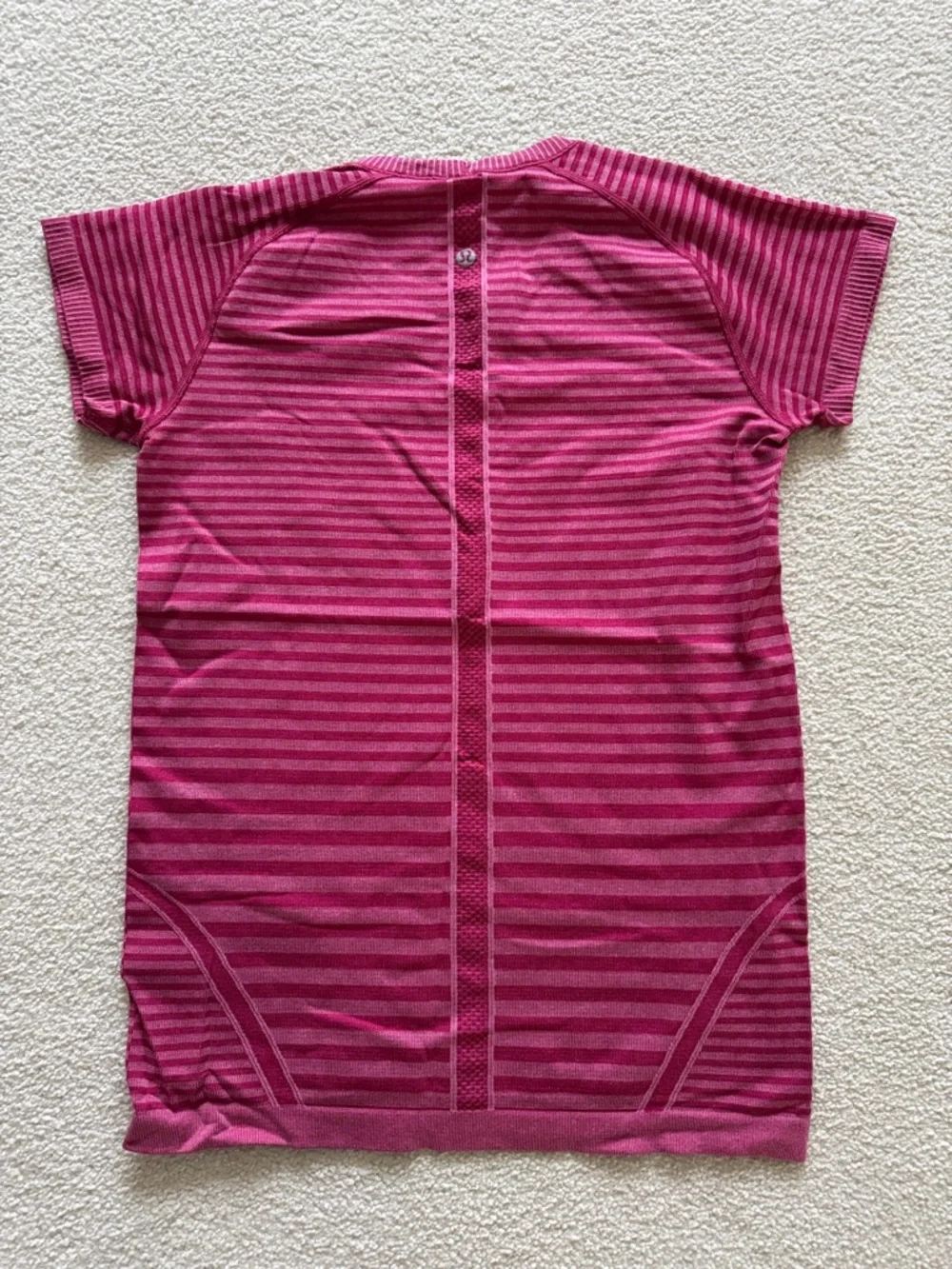 lululemon athletica Swiftly Tech Short-Sleeve Shirt - Picture 4 of 7